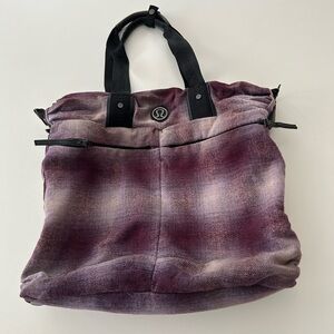 Lululemon Athletica Tote bag